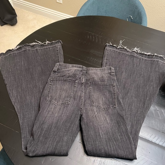 Free People - Picture 2 of 3